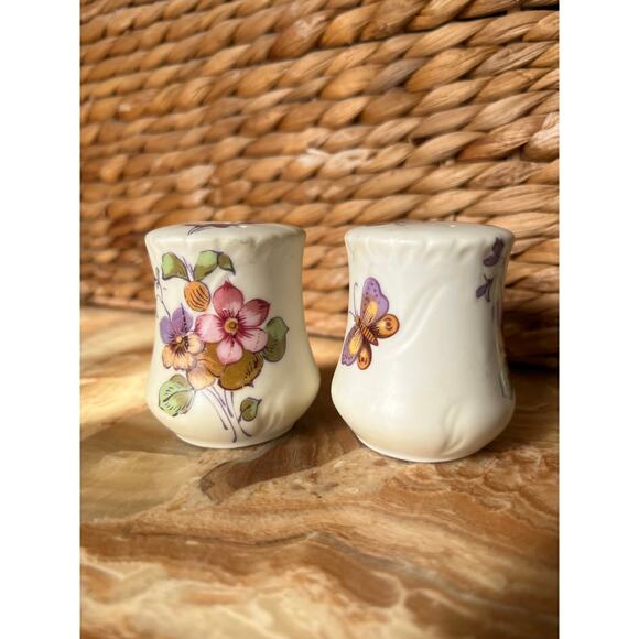 Pansie and Butterfly Lefton S&P - Picture 3 of 7